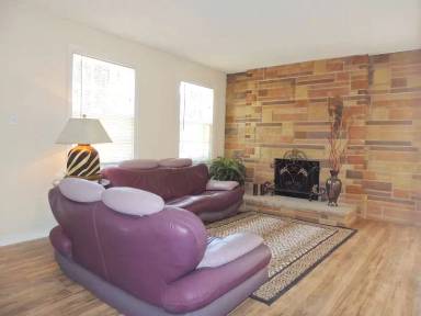 Main picture of 15800 Scottsdale Blvd