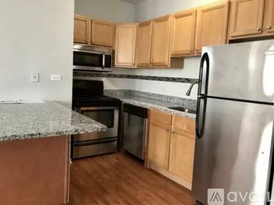 Main picture of 3631 W Dickens Ave