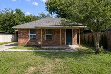 Main picture of 203 Avenue H