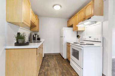 Main picture of 1121-1133 Wicker Rd And 1135 Dean Dr