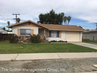 Main picture of 721 S Santa Fe St