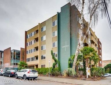 Main picture of 705 E Republican St