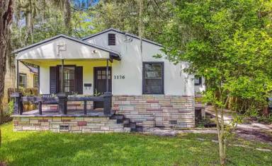 Main picture of 1176 Dancy St