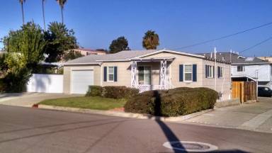 Main picture of 4677 Morrell St