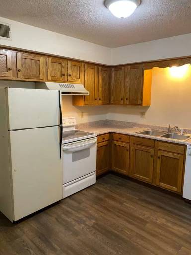 Main picture of 304 Martin Ct