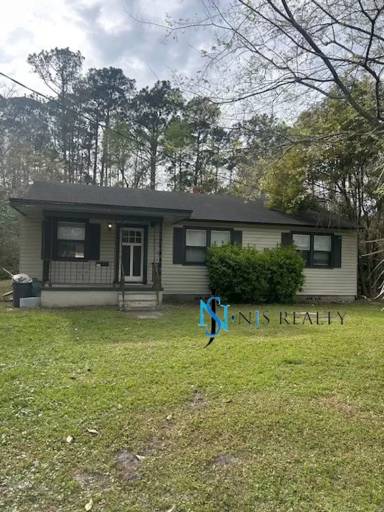 Main picture of 2860 Forest Blvd