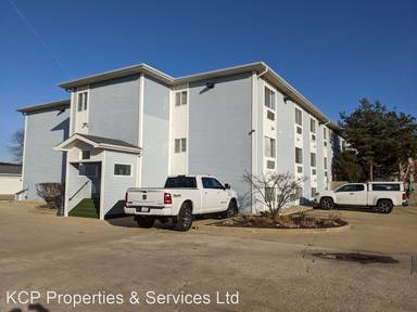 Main picture of 3130 W Monroe St