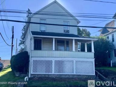 Main picture of 161 N Main St