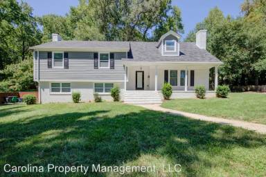 Main picture of 3900 Rhodes Ave