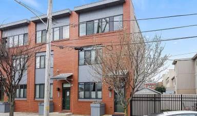 Main picture of 928 Wallace St