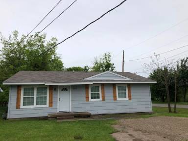Main picture of 3309 Maple Ave