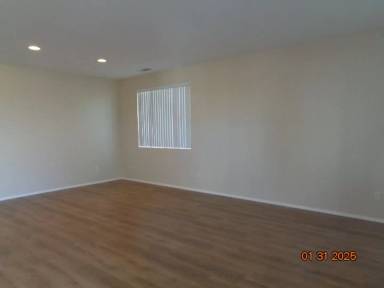 Main picture of 44315 52nd St W