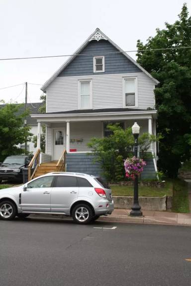 Main picture of 809 N 3rd St