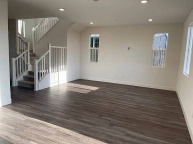 Main picture of 8081 Oxbow Landing Loop