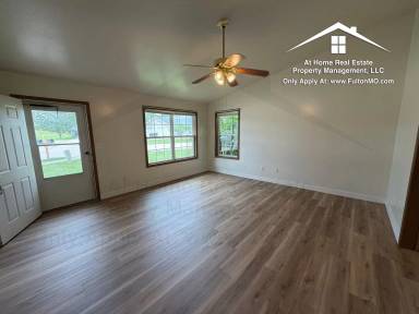 Main picture of 469 Law Ct