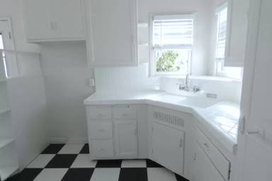 Main picture of 4247 1/2 N Bellflower Blvd