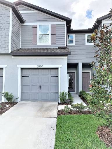 Main picture of 5010 Blue Latan Ln