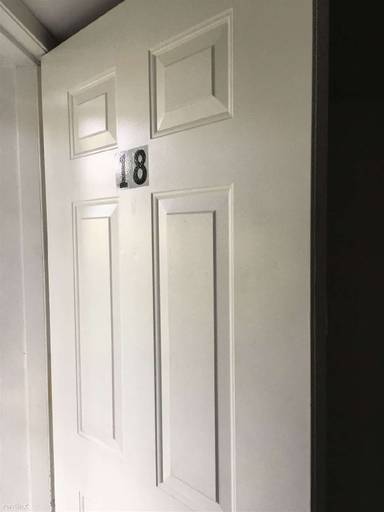 Main picture of 18 McGuirk Dr
