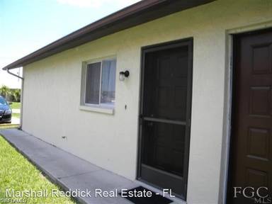 Main picture of 128 SE 16th Pl