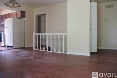 Main picture of 519 Whipple St