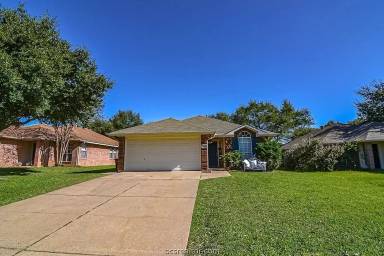 Main picture of 2407 Antelope Ln