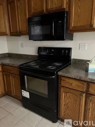 Main picture of 121 W 94th St