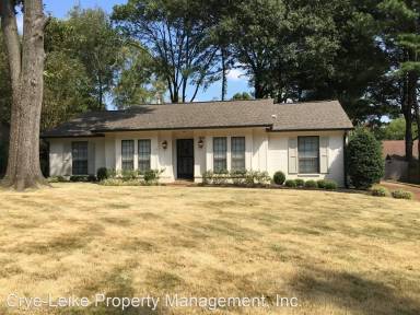Main picture of 1802 Teddington Dr