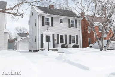 Main picture of 3744 Bowen Rd