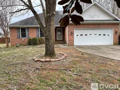 Main picture of 306 Braxton Dr