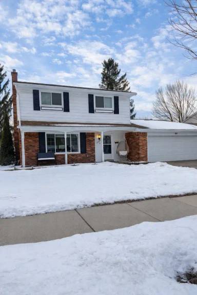Main picture of 36969 Lancaster St