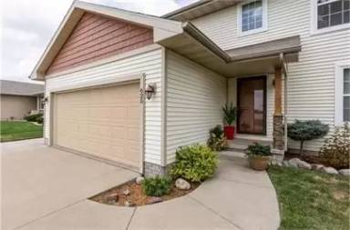 Main picture of 625 SE Olson Dr