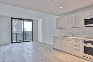 Main picture of Brickell Heights