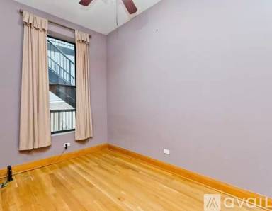 Main picture of 842 W Adams St