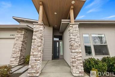 Main picture of 2301 S Rolling Hills Ave