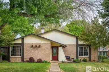 Main picture of 813 Holly Oak Dr