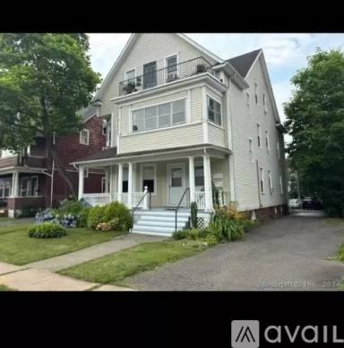 Main picture of 25 Fairview St
