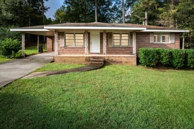 Main picture of 1609 Valley Cir