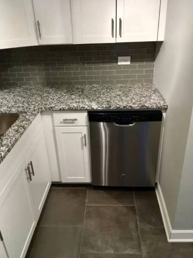 Main picture of 20 Parkside Ct