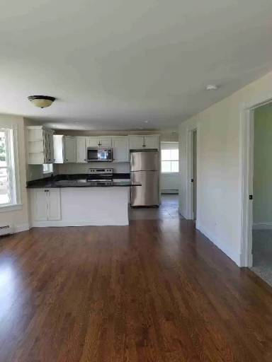 Main picture of 44 Moore Ave