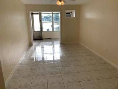 Main picture of 19080 NE 3rd Ct