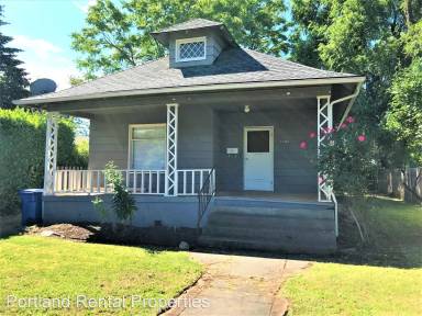Main picture of 6904 SE Mitchell St
