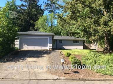 Main picture of 195 E 39th Ave