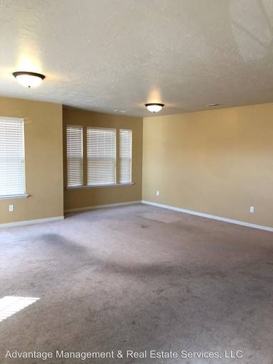 Main picture of 983 S 1850 W