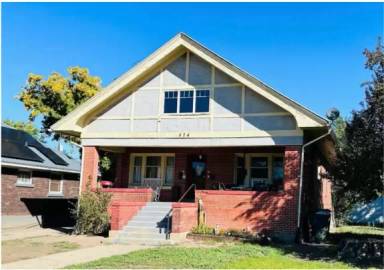 Main picture of 574 28th St