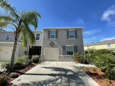 Main picture of 371 Arbor Lakes Dr