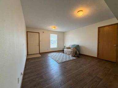 Main picture of 251 Woodridge Ct