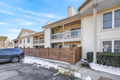 Main picture of 6910 Sandra Marie Cir