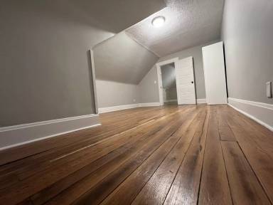 Main picture of 1619 E Main St