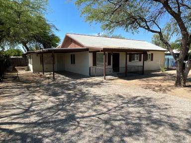 Main picture of 4766 E Montecito St