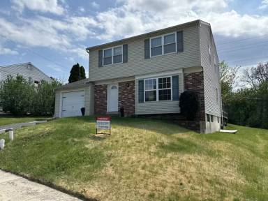 Main picture of 1522 Princess Anne Dr